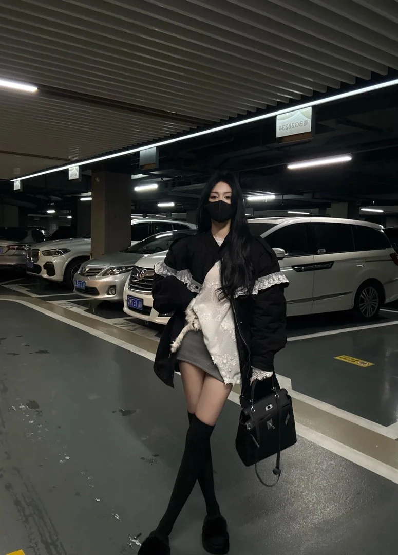 【XU•JING】黑色蕾丝抽绳棉服宽松加厚秋冬