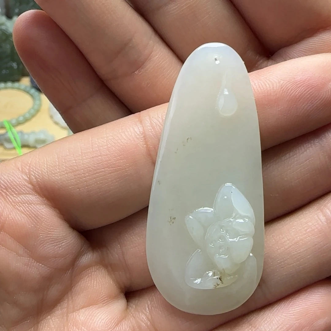 和田玉未镶嵌颈饰福利活动