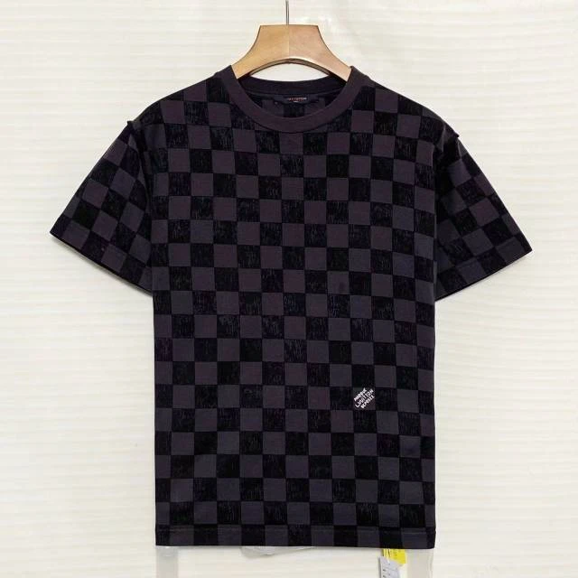 95新 LouisVuitton/路易威登 lv暗纹棋盘格 短袖/S码/XG-Y25364