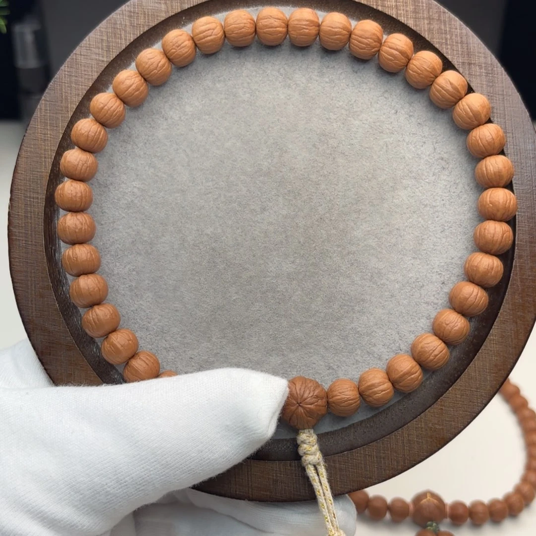 吊坠猴头核桃9.9南瓜庄高8.3