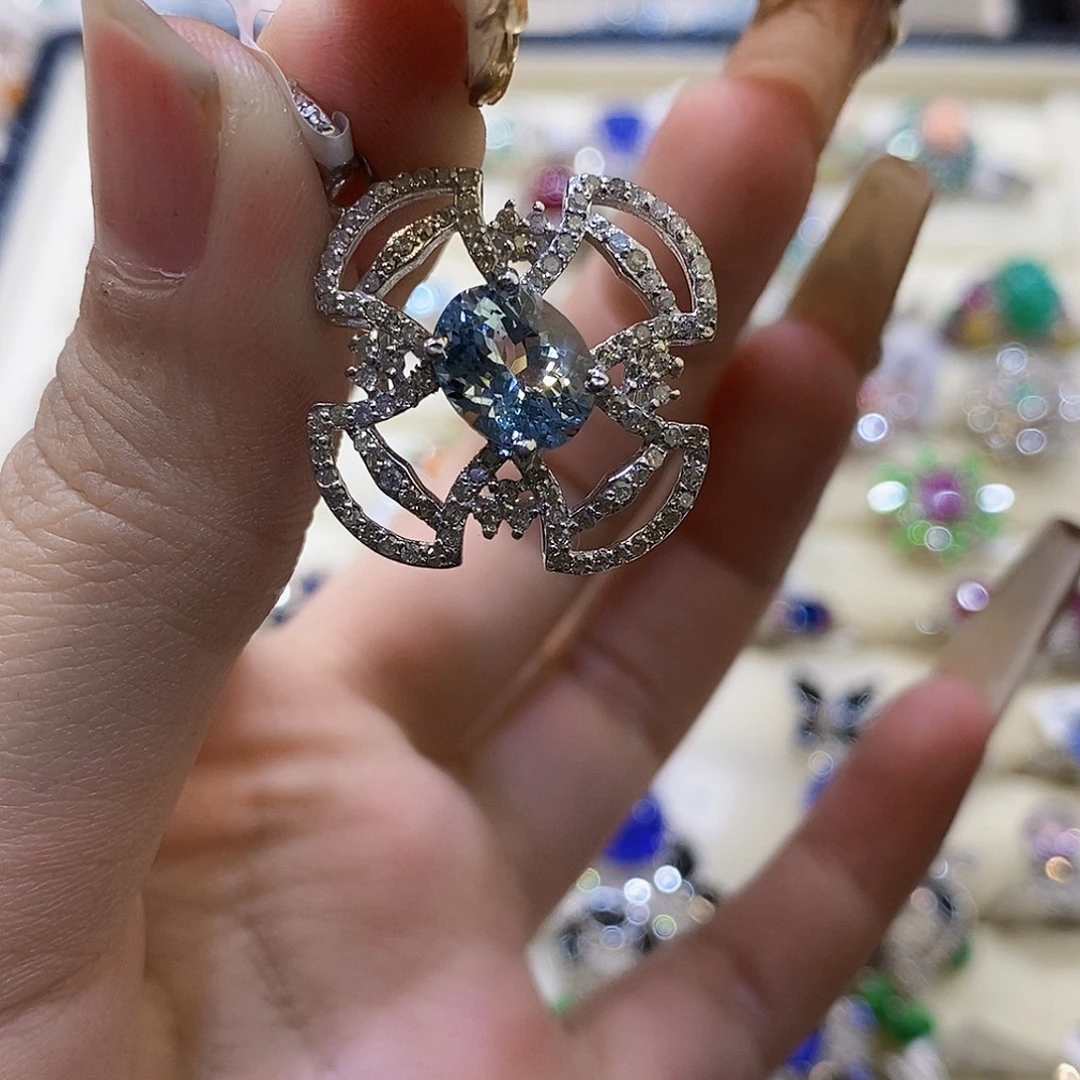 颈饰海蓝宝石银S925镶嵌