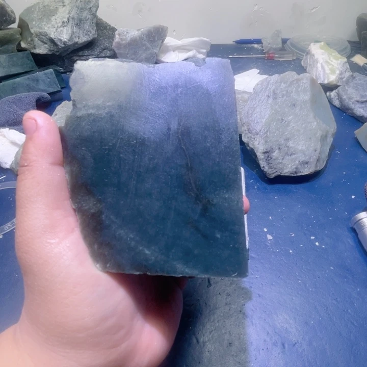 和田玉未镶嵌珠宝半成品