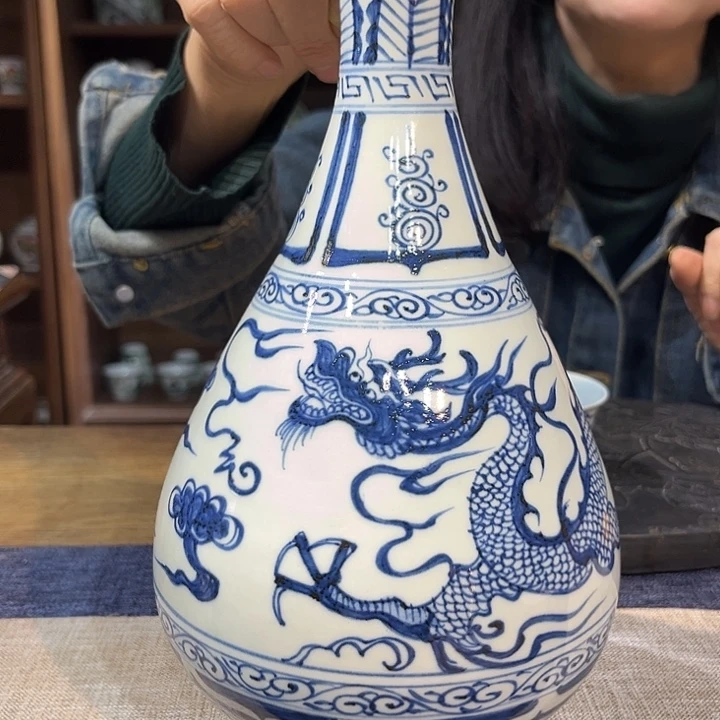 碗瓷青花云龙纹玉壶春瓶