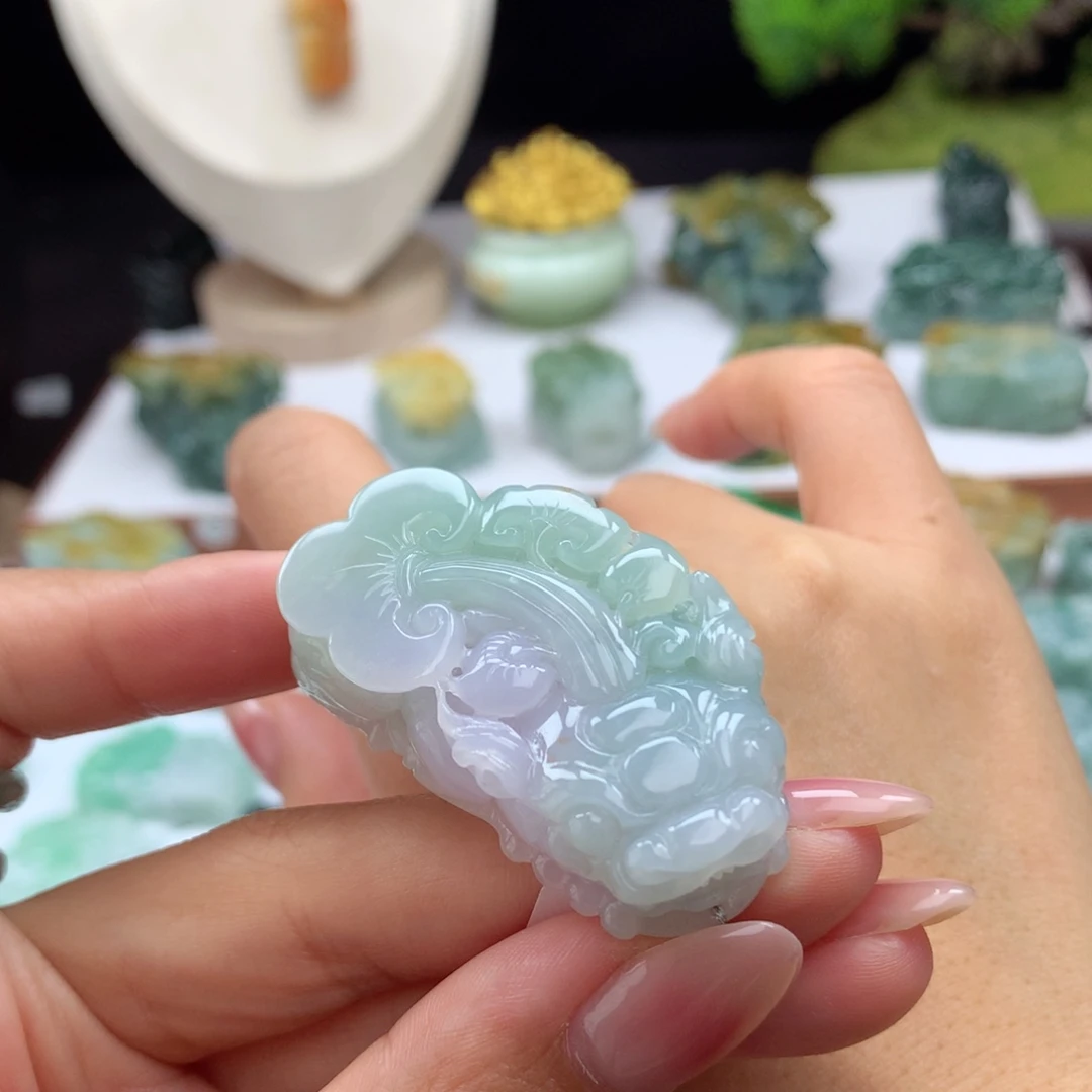 翡翠未镶嵌颈饰A24 春彩如意翡翠貔貅