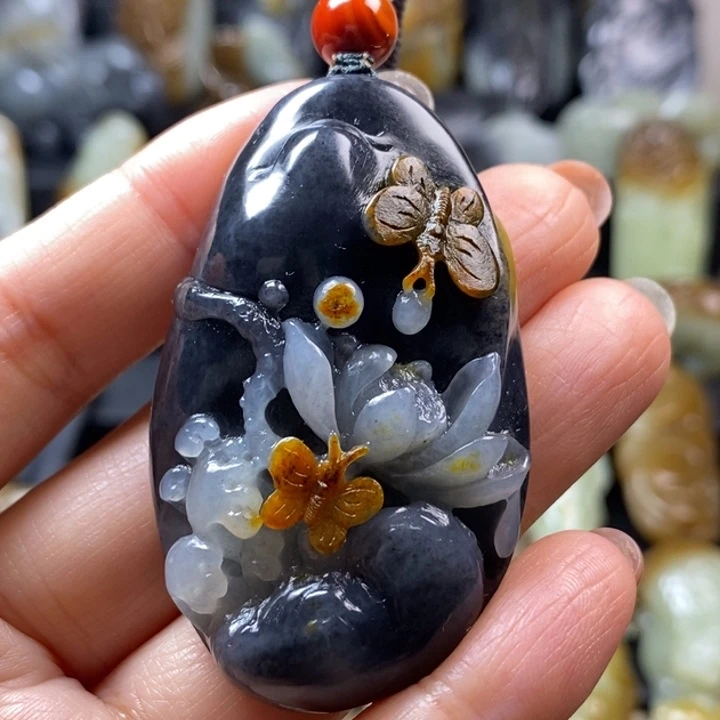 海***飞和田玉未镶嵌挂件