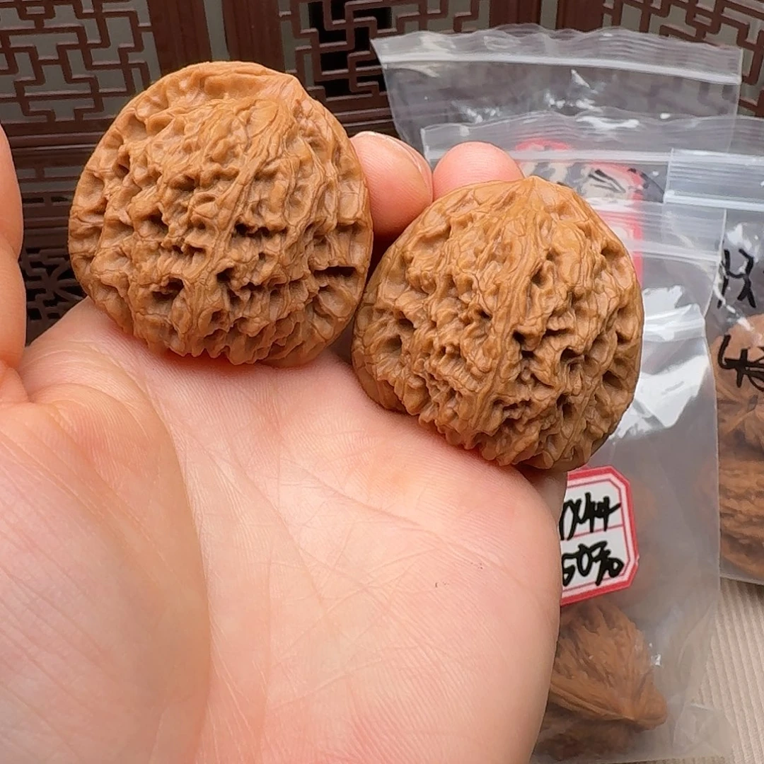 把件文玩核桃南疆石