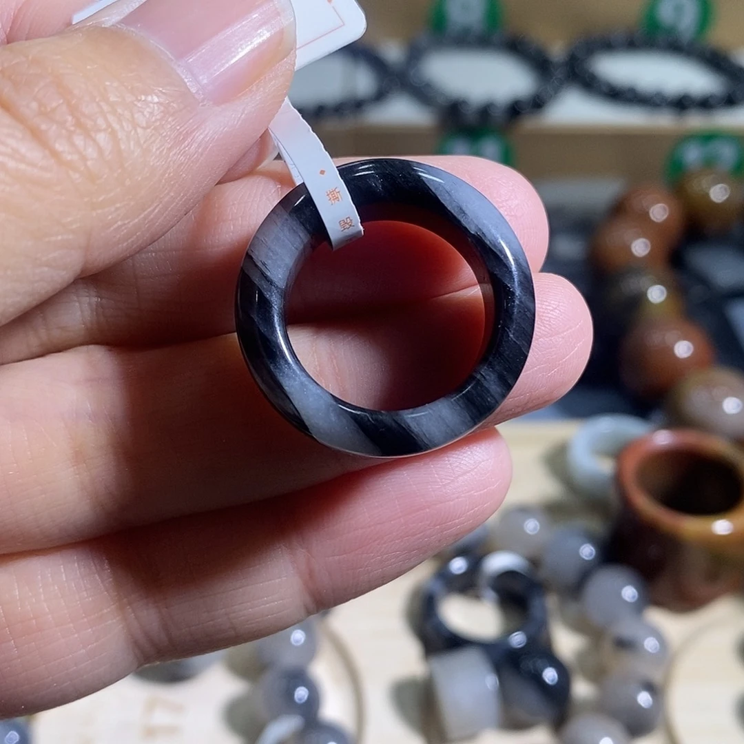 石英质玉未镶嵌手链