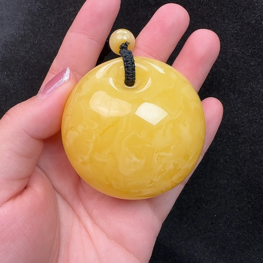 蜜蜡未镶嵌珠宝奇石