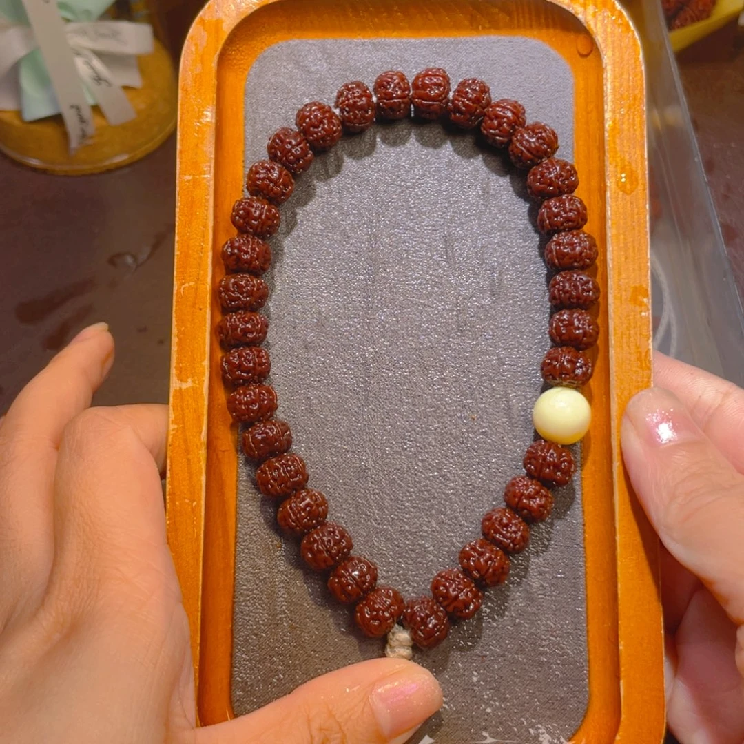 金刚菩提吊坠纯血老树王10+