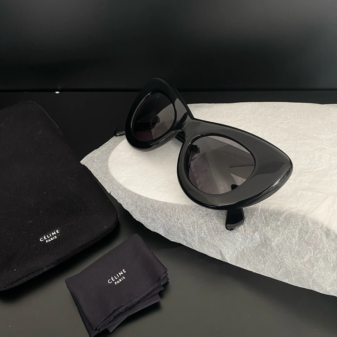 95新 Celine/思琳 Celine黑色猫眼墨镜