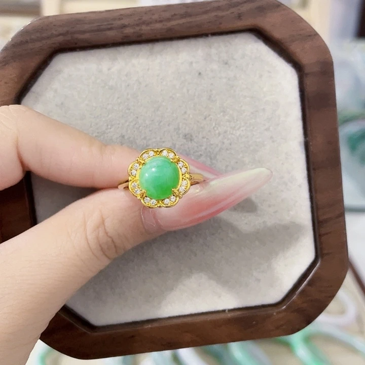 翡翠未镶嵌颈饰天然翡翠Ａ货