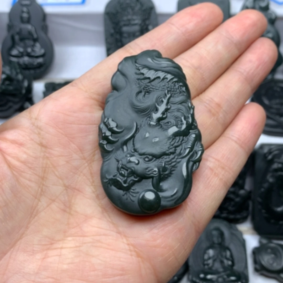 【闪购商品】颈饰未镶嵌和田玉双面雕刻