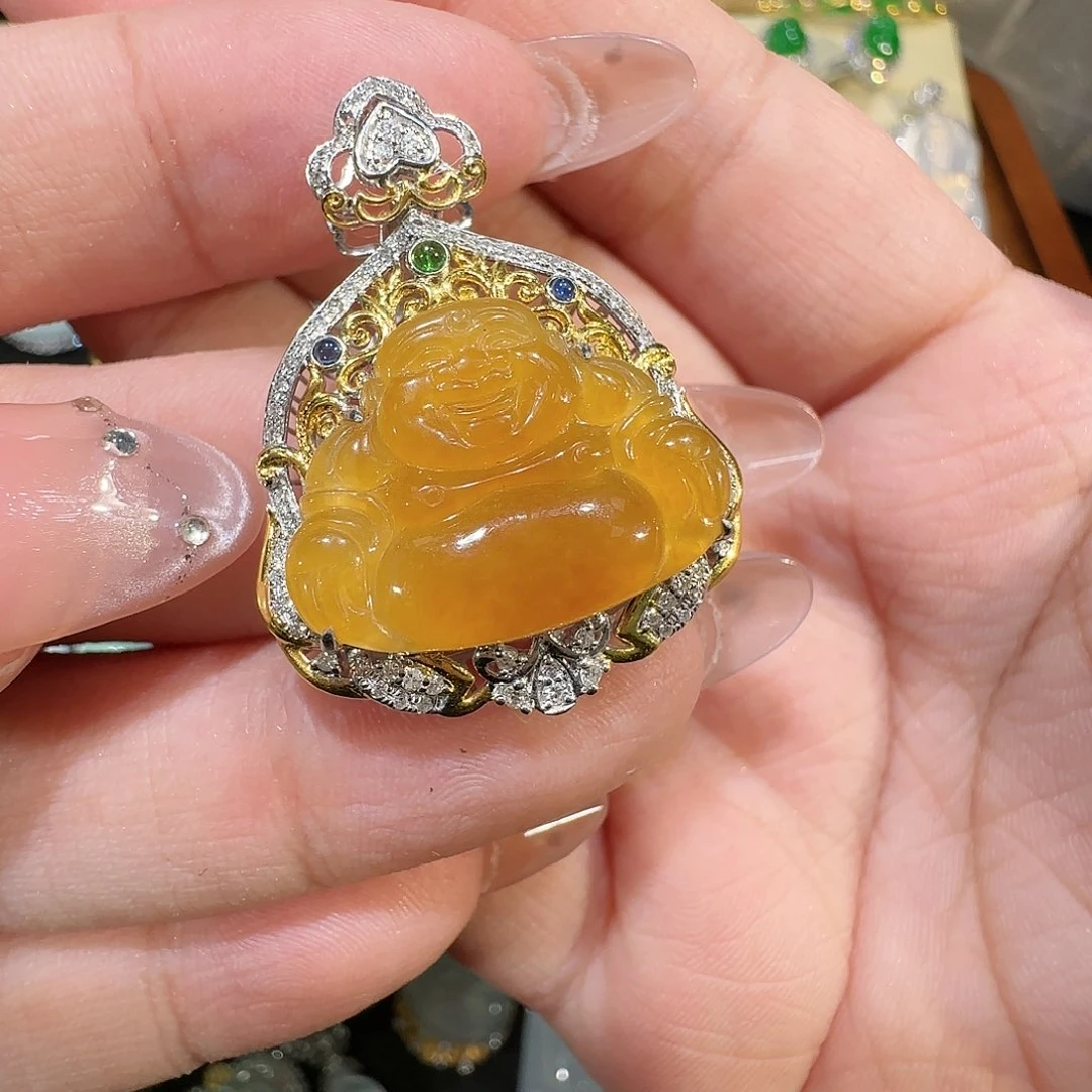 【闪购商品】颈饰18K金镶嵌翡翠