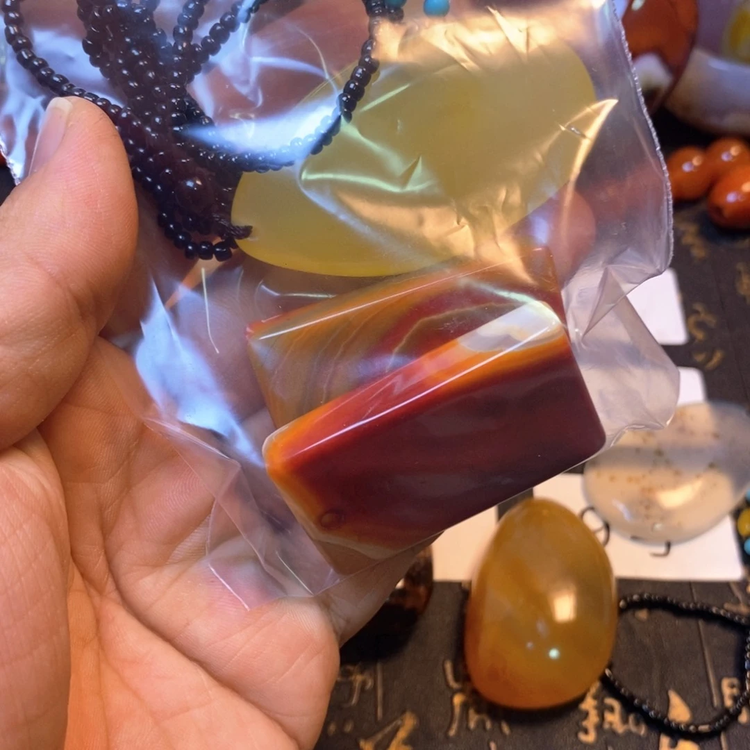 玛瑙/玉髓珠宝奇石未镶嵌民**镇