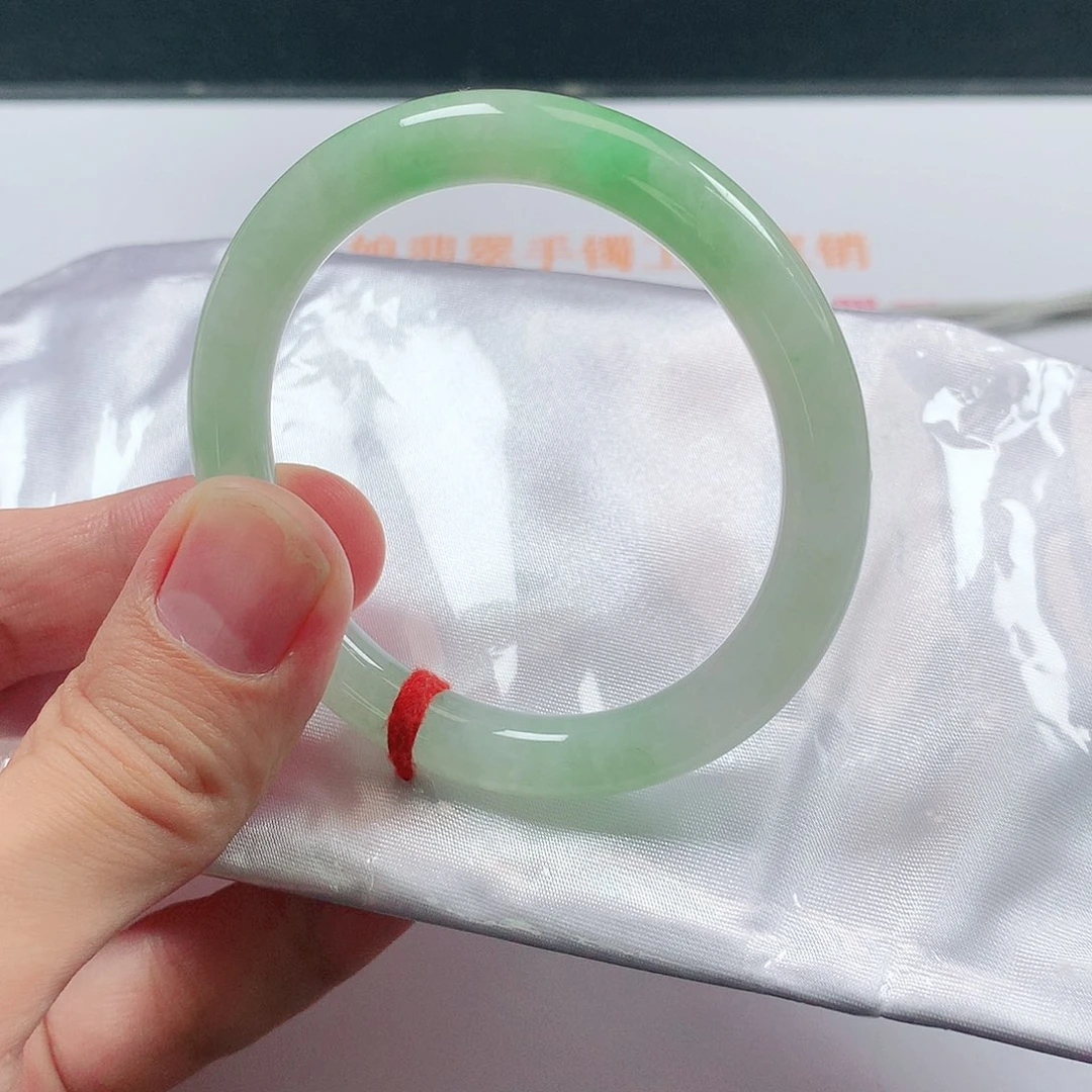 翡翠未镶嵌手镯翡翠1566