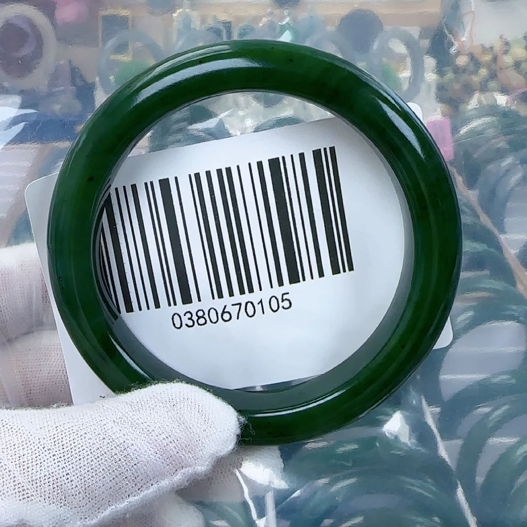 和田玉（碧玉）手镯未镶嵌包容58