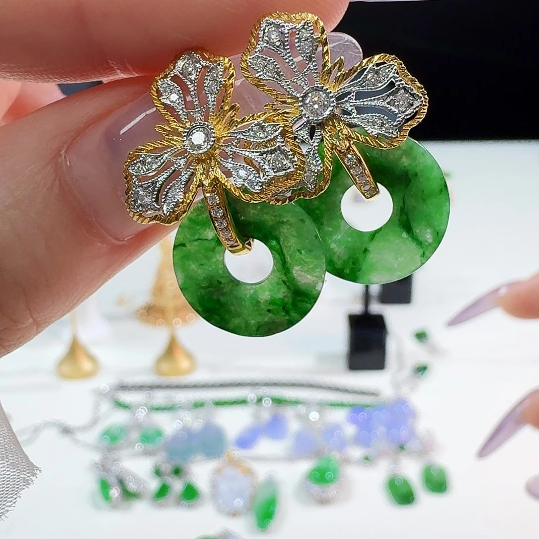 翡翠18K金镶嵌耳饰莉*18 K镶嵌