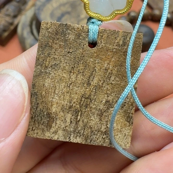 大叶紫檀（黑酸枝木类）