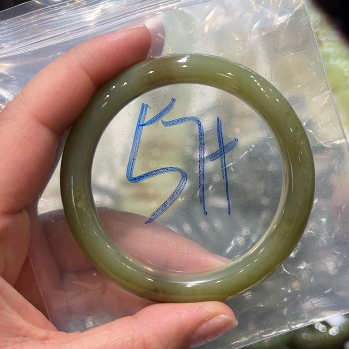 和田玉（糖玉）手镯未镶嵌