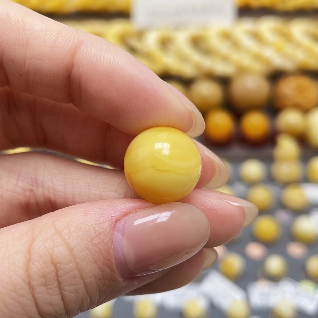 琥珀裸石未镶嵌蜜蜡圆珠13.9mm
