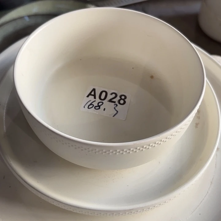 陶瓷贸易尾货微瑕疵4个