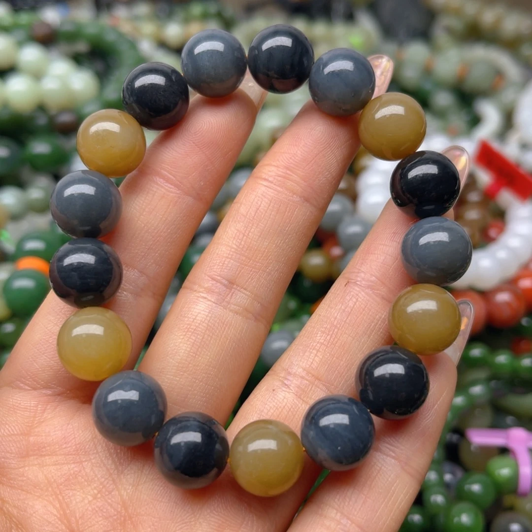 和田玉未镶嵌手串