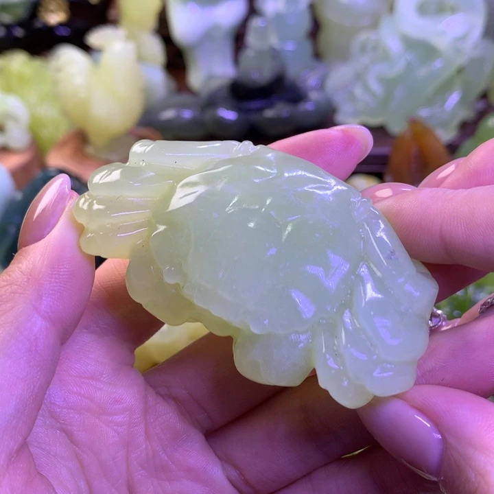 岫玉未镶嵌手把件