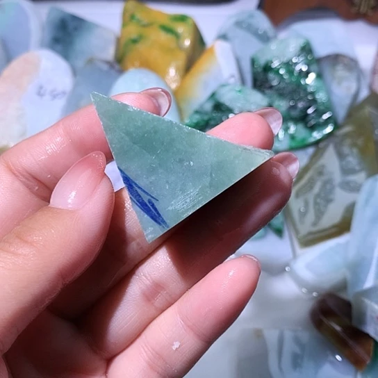未镶嵌挂件翡翠翡翠边角料