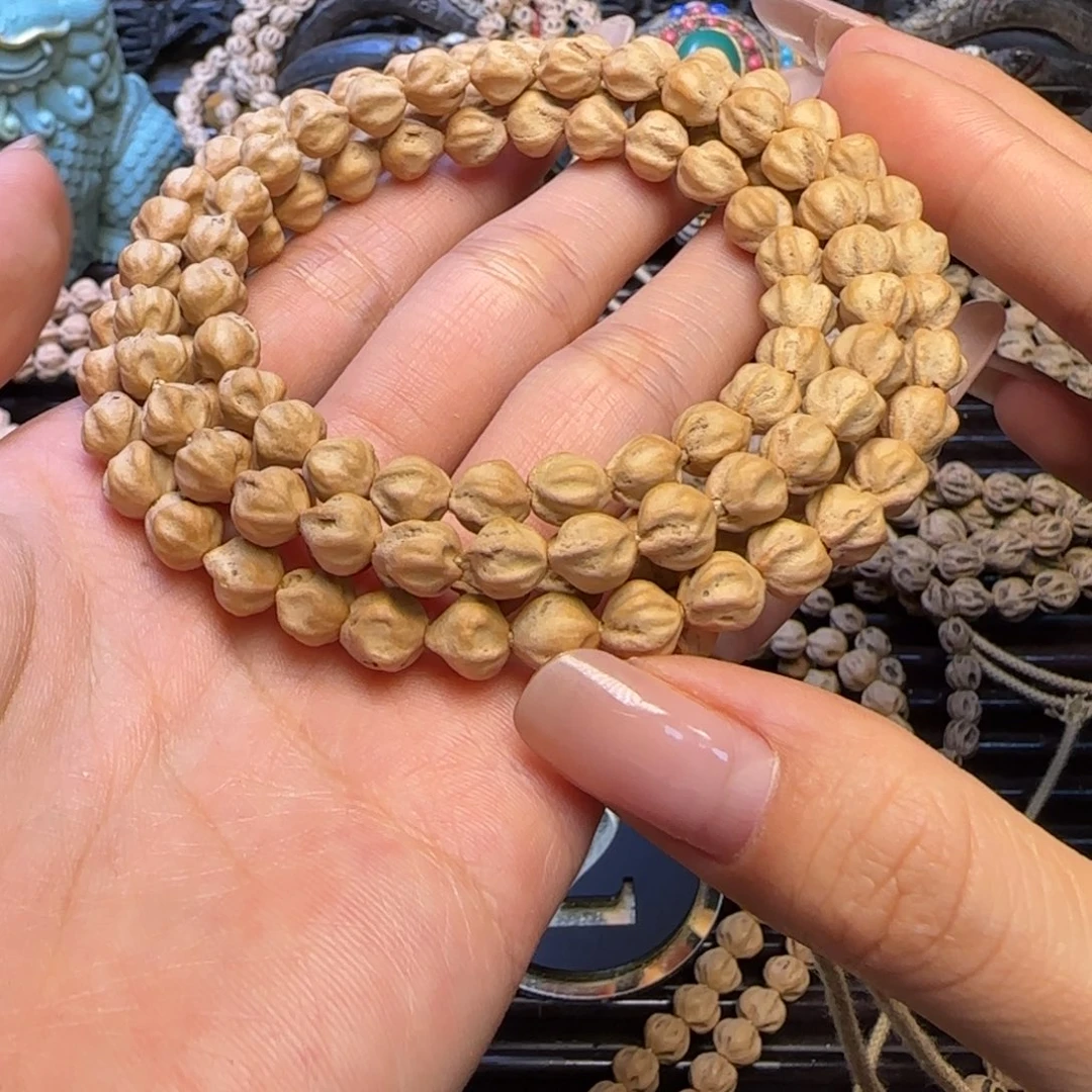 Y***_柏香籽/百香籽吊坠