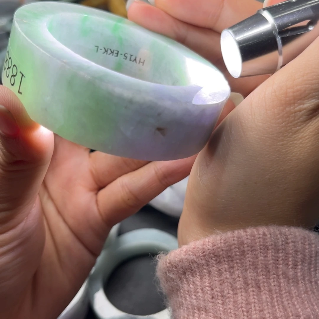 定制翡翠手镯未镶嵌