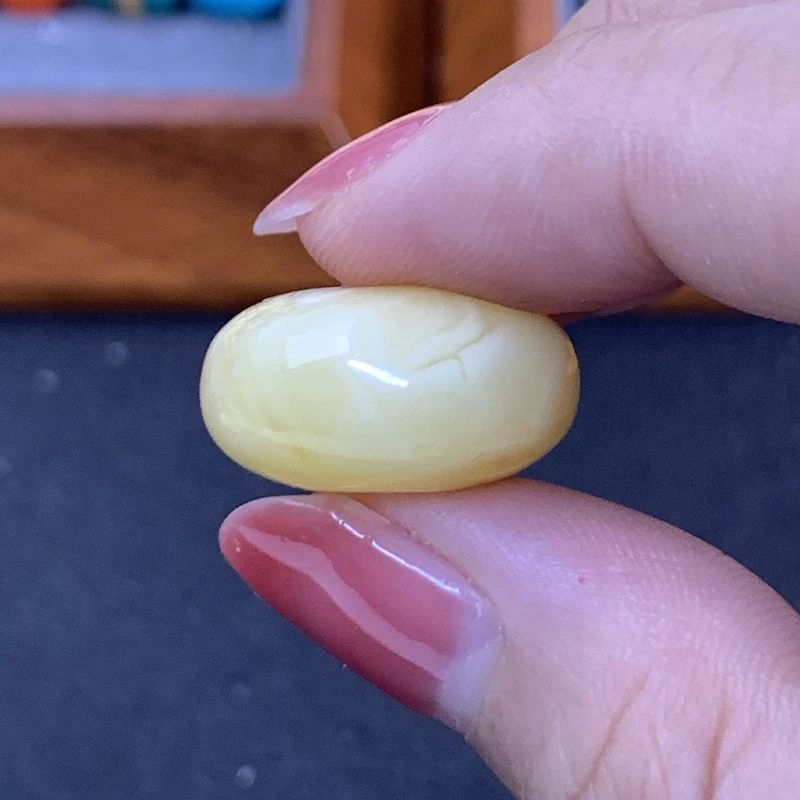 D115天然原矿保真浓蜡蜜蜡尺寸19.4*10.3mm老型墩子文玩配饰单珠