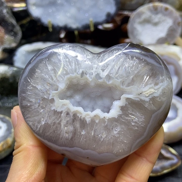 水晶珠宝半成品未镶嵌白软爱心