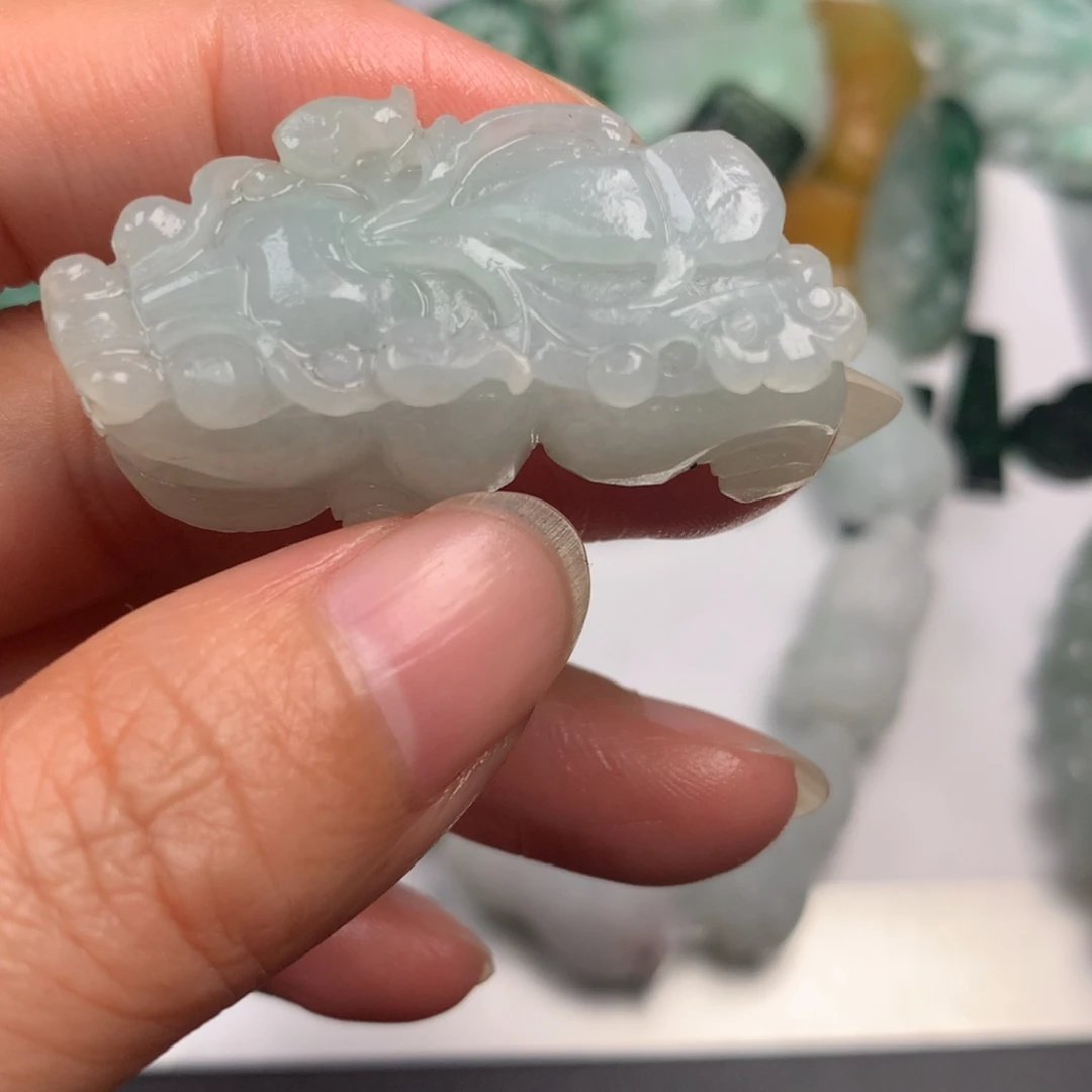 定制翡翠未镶嵌翡翠