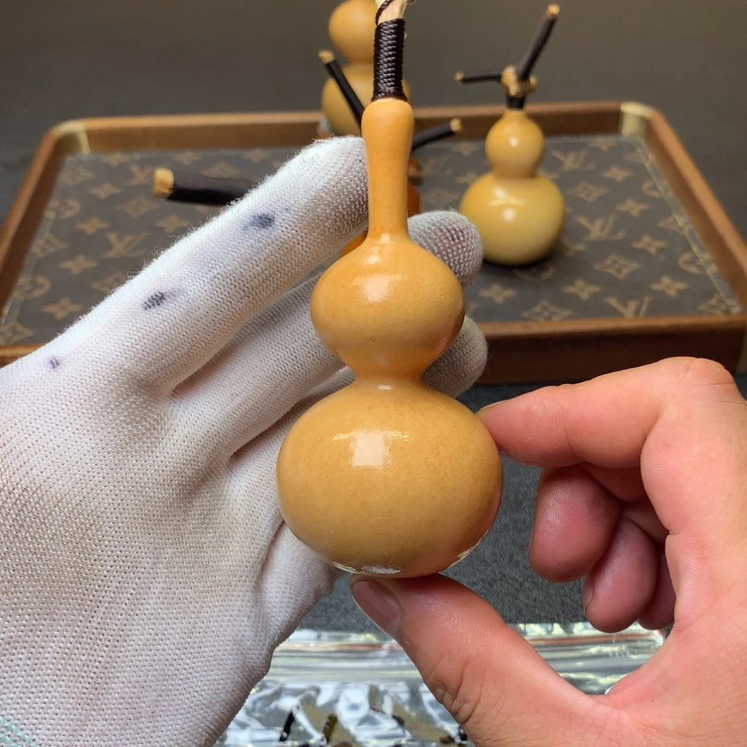铭***芦天然的天然植物油烧热