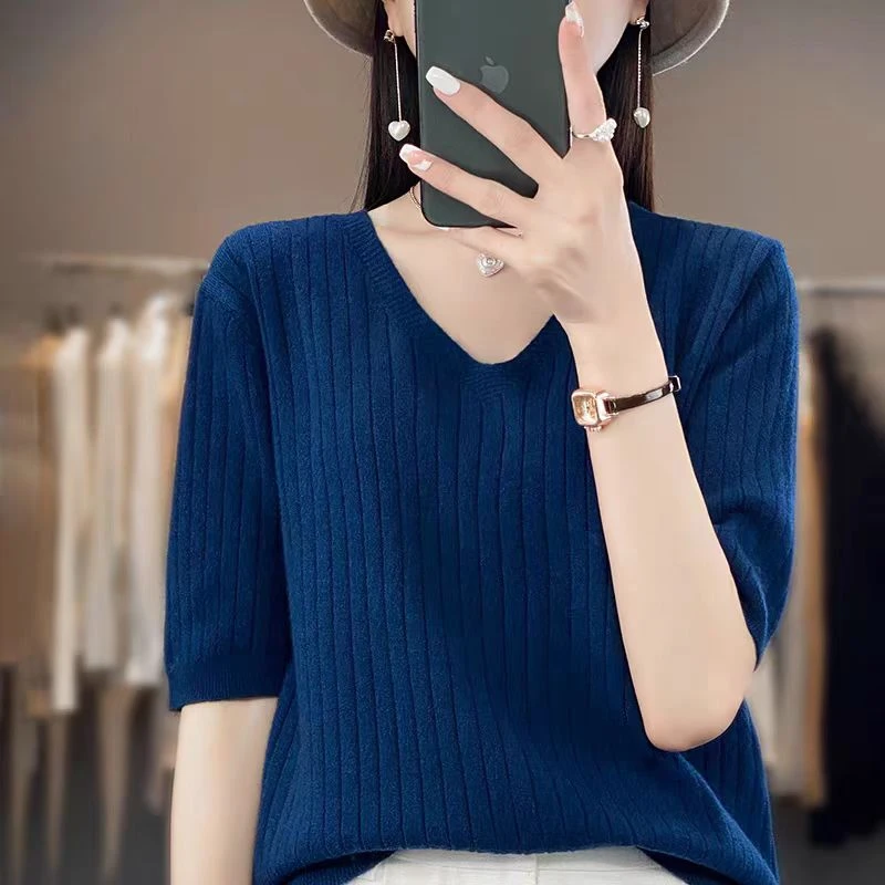 V领短袖针织衫大码宽松打底衫女