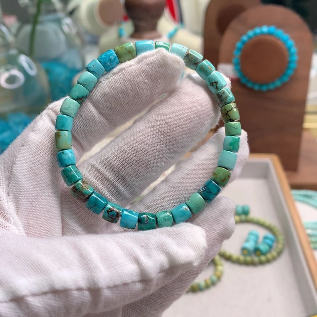 绿松石未镶嵌饰品