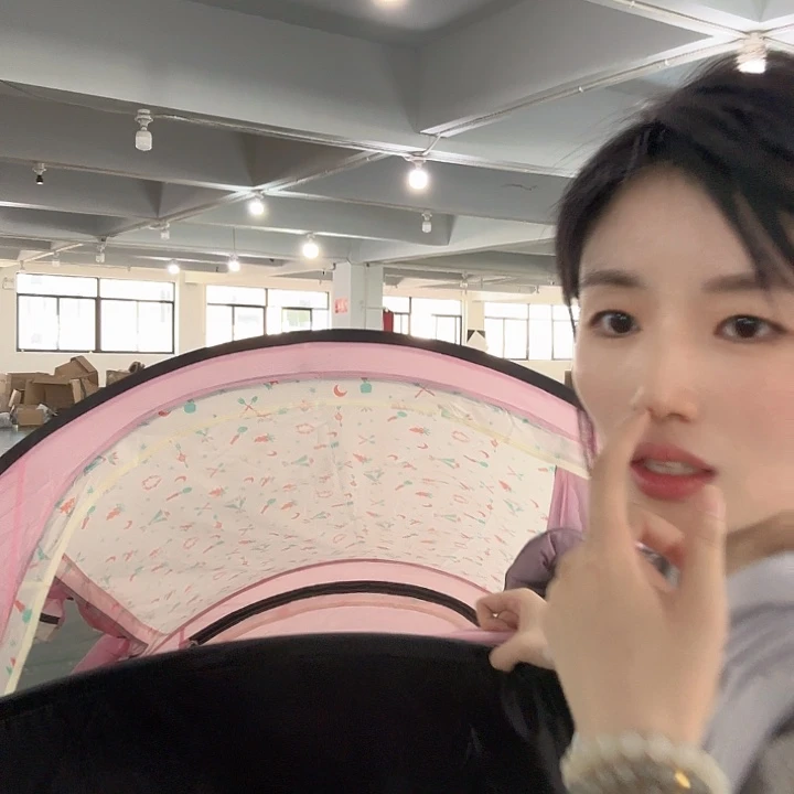 绵羊皮（革）粉色帐篷可能串色介意勿拍