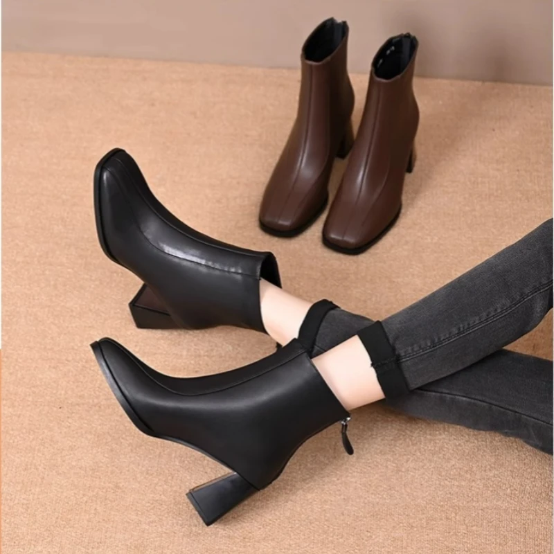 法式复古真皮后拉链高跟短靴女2024新款秋冬单靴粗跟方头瘦瘦靴子