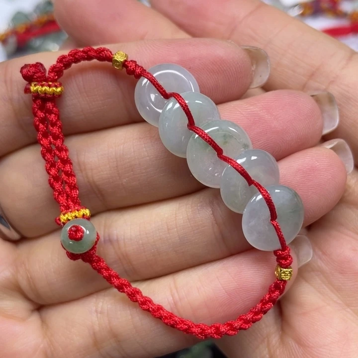 翡翠手绳未镶嵌4799999999