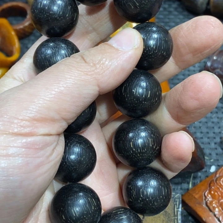 滴血莲花菩提吊坠