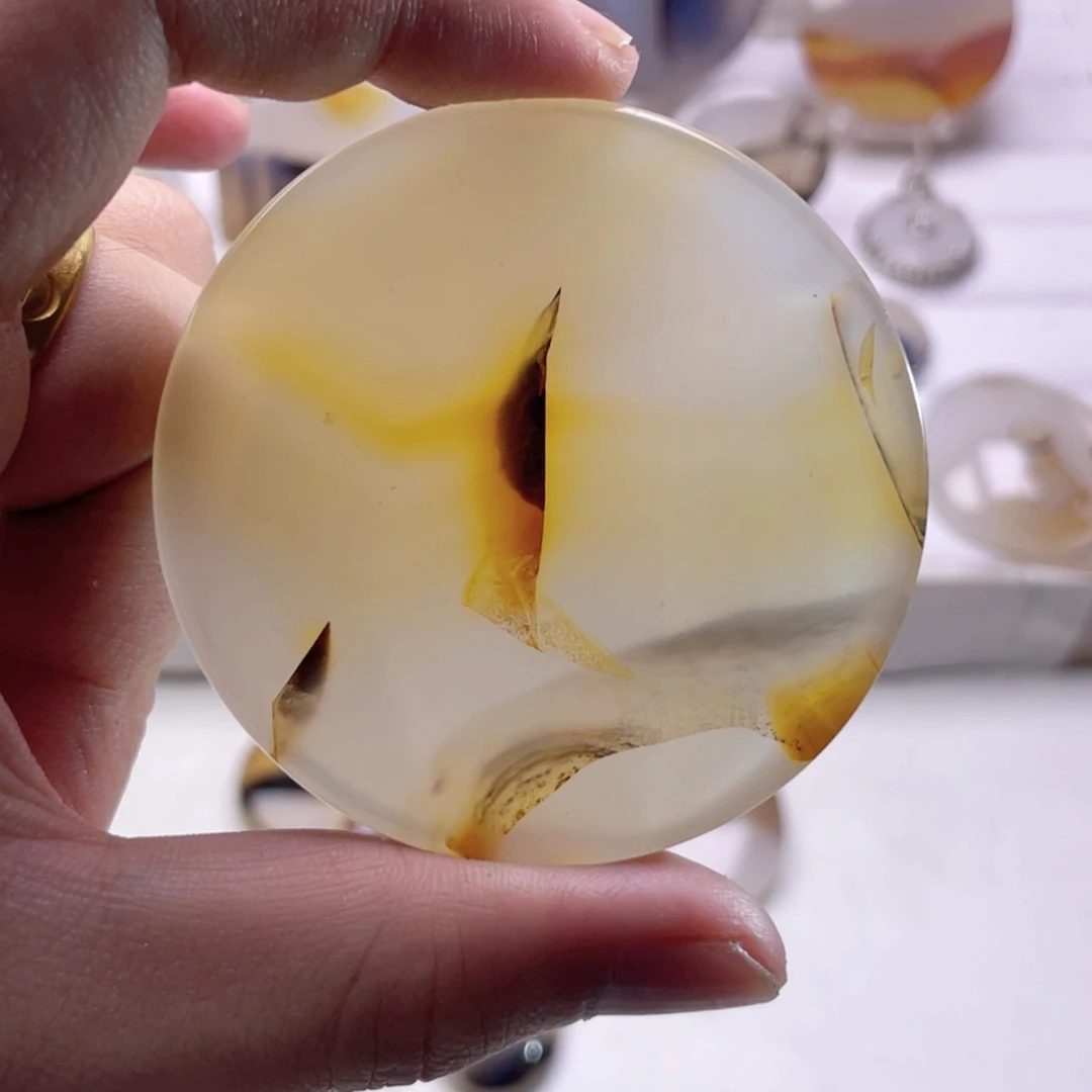 玛瑙/玉髓未镶嵌珠宝奇石