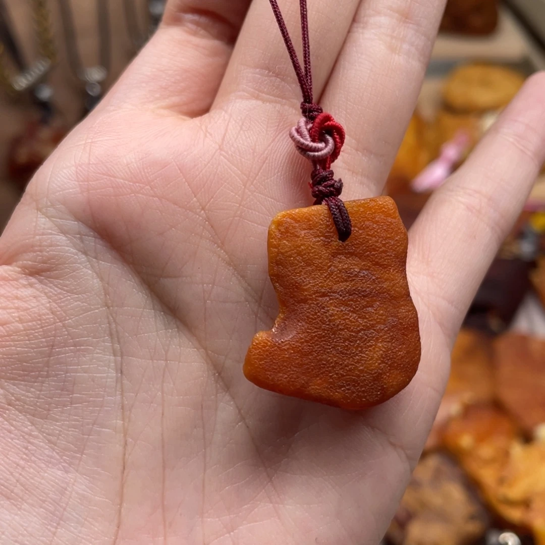 琥珀未镶嵌珠宝奇石