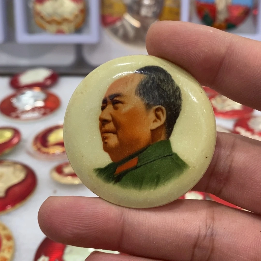 铝红色纪念章海绵章