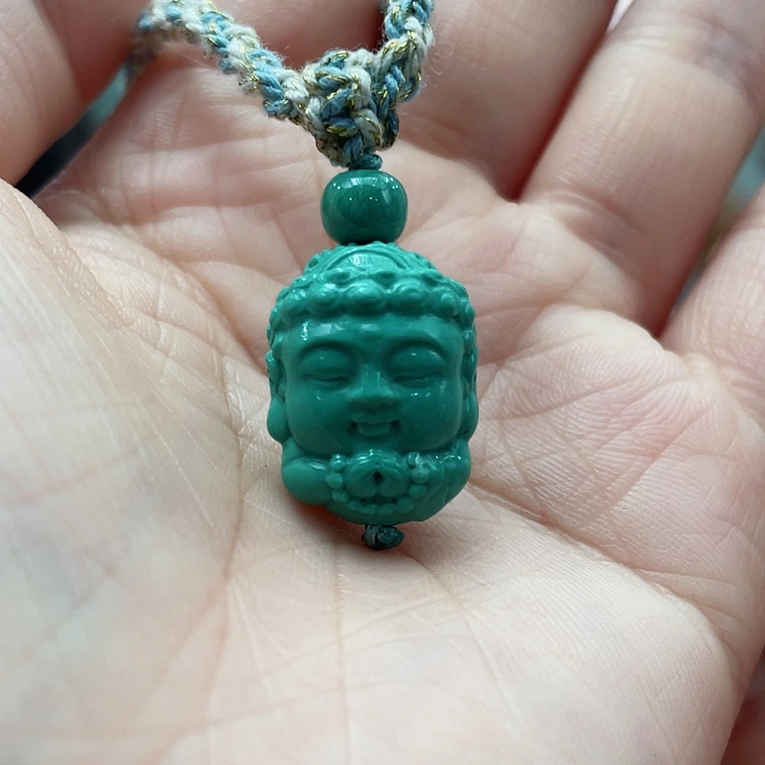 绿松石颈饰未镶嵌