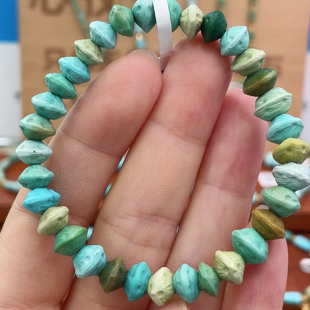 未镶嵌绿松石珠宝奇石