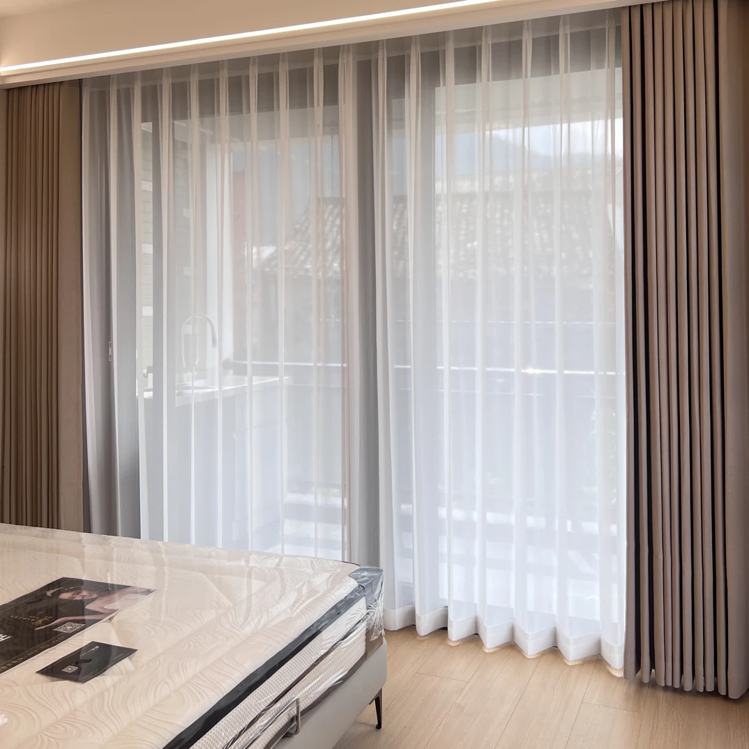 雪尼尔奶咖色窗帘