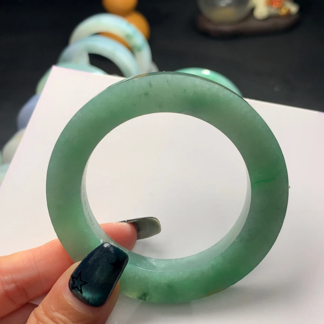 定制翡翠未镶嵌翡翠A货手镯定制