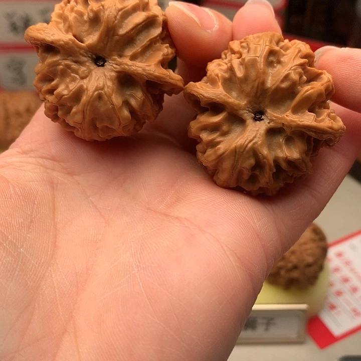 吊坠文玩核桃39尺苹果园829号