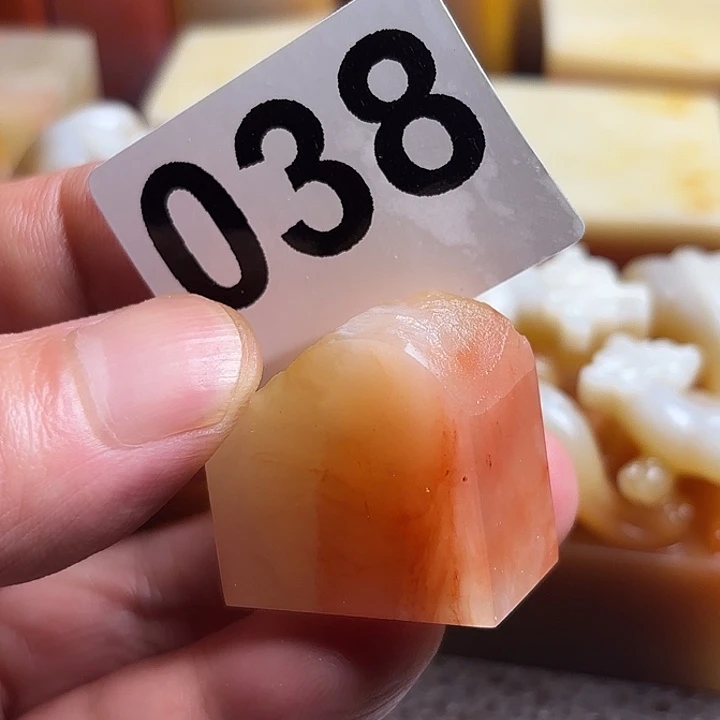 衆***動老挝石精美老挝晶