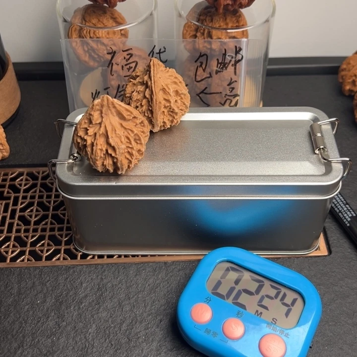 文玩核桃吊坠生****意随机文玩核桃